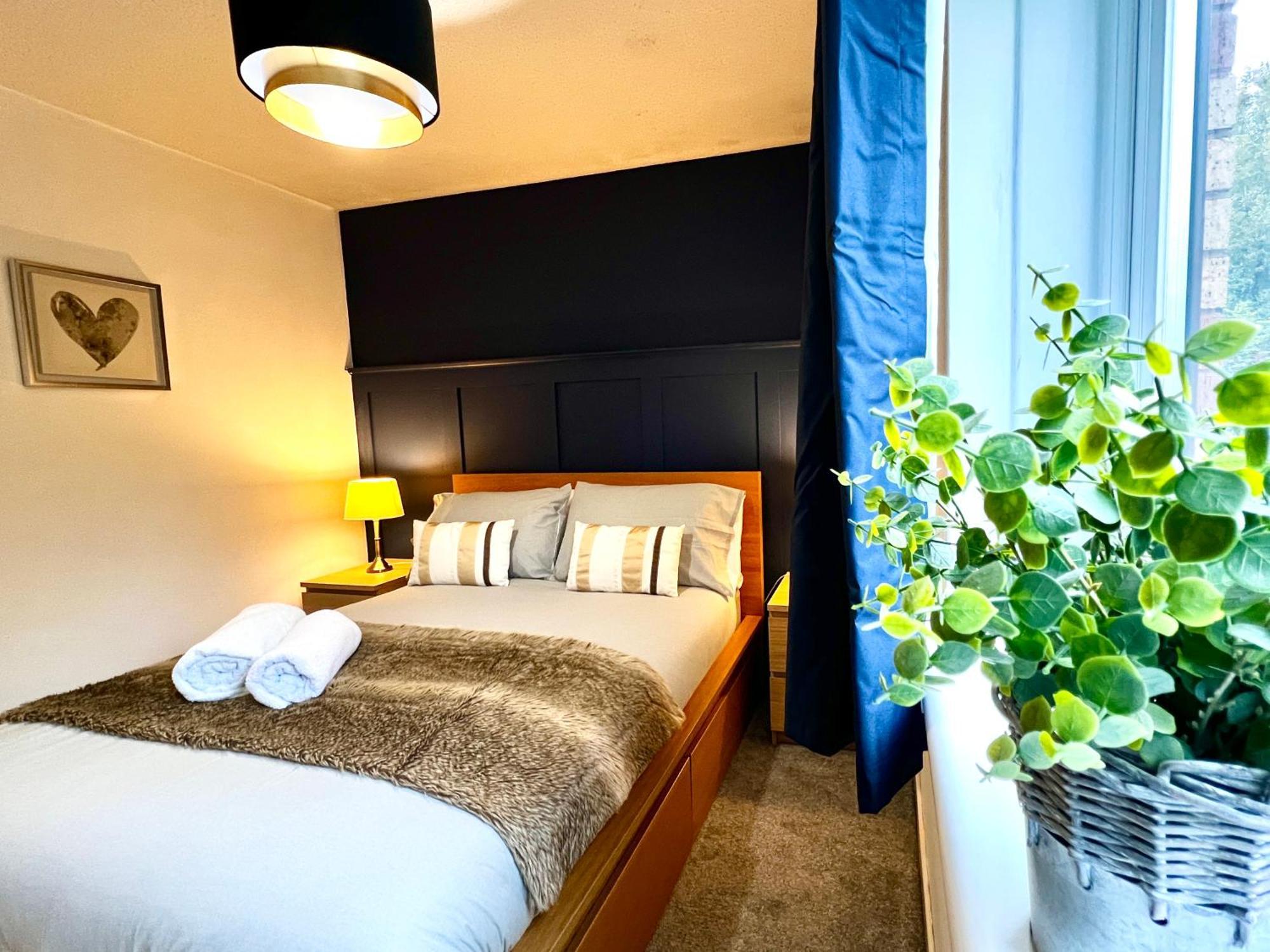 Ground Floor Flat With Free Parking & Wifi Daire Glasgow Dış mekan fotoğraf