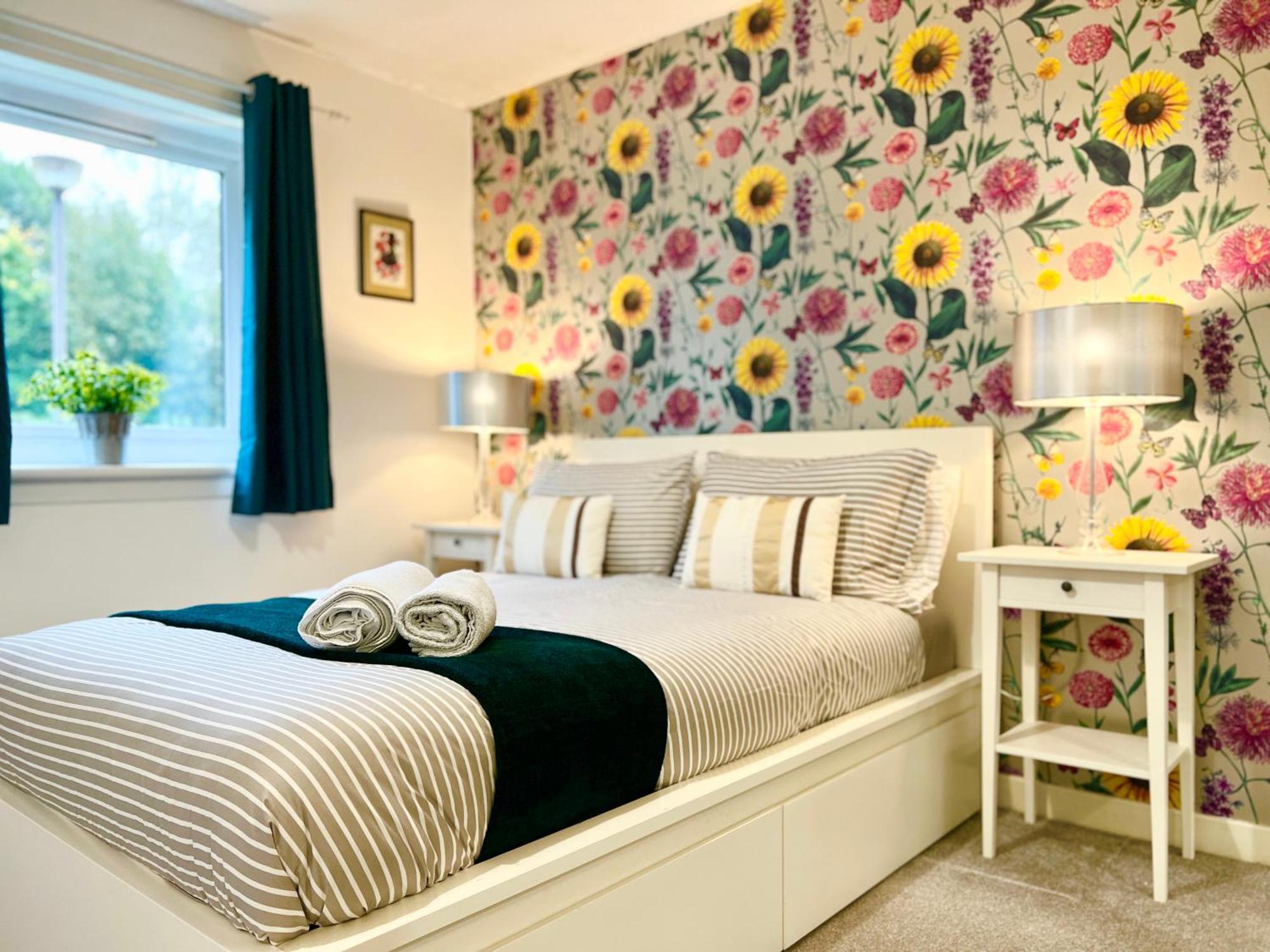Ground Floor Flat With Free Parking & Wifi Daire Glasgow Dış mekan fotoğraf